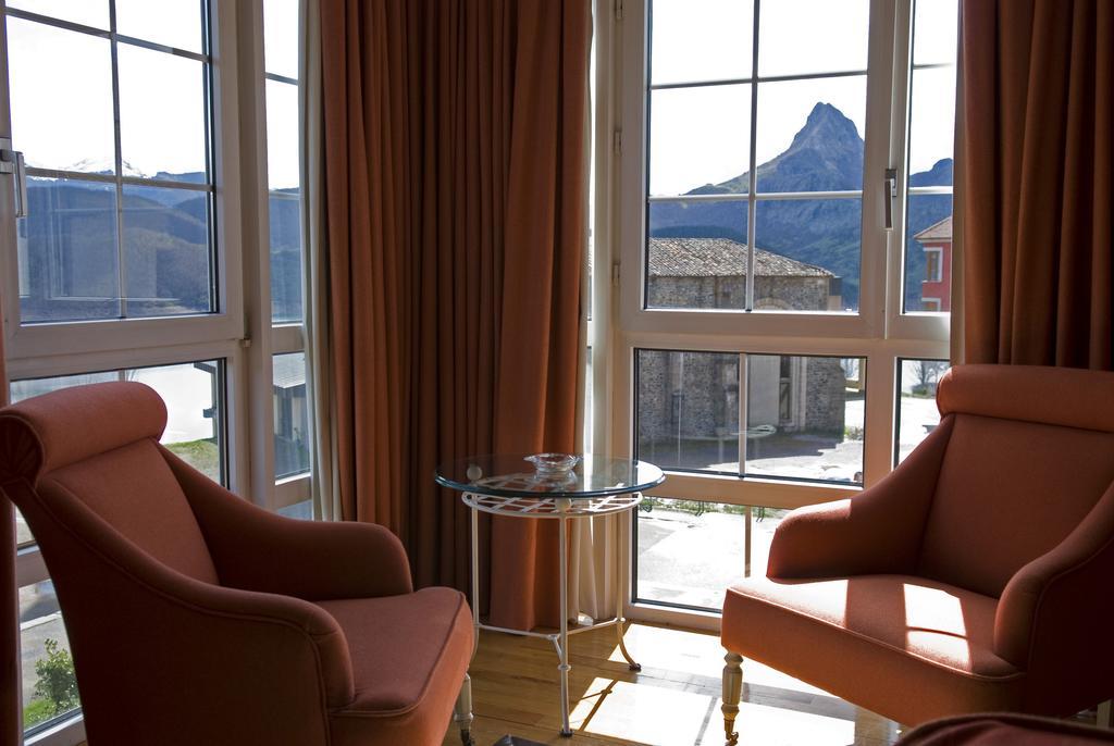 Hotel Presa Riaño Dış mekan fotoğraf