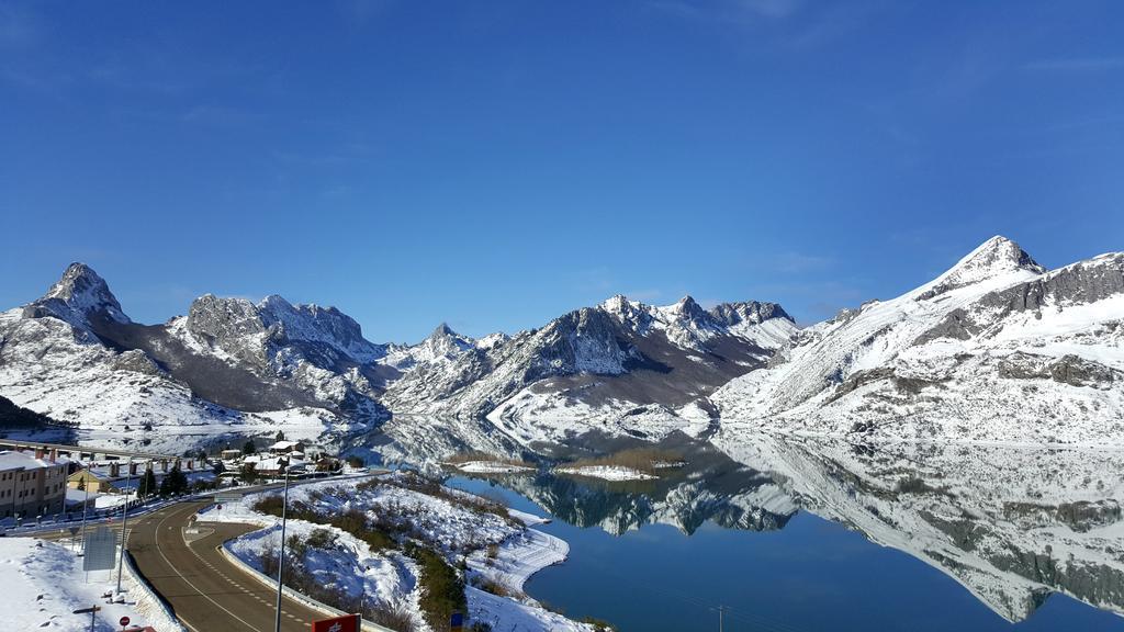 Hotel Presa Riaño Dış mekan fotoğraf